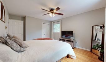 13 Birch Rd, Danbury, CT 06811
