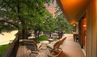 451 Reflection Rd, Apple Valley, MN 55124