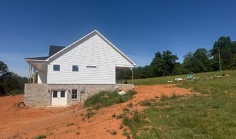 9009 Stonewall Rd, Appomattox, VA 24522