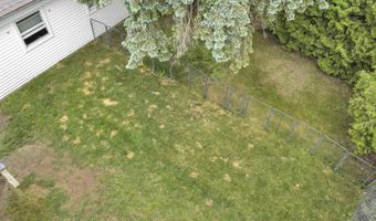 1529 CLARK St, Algoma, WI 54201