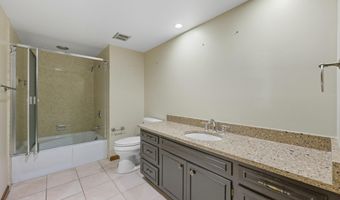 1313 E COAST Dr, Atlantic Beach, FL 32233