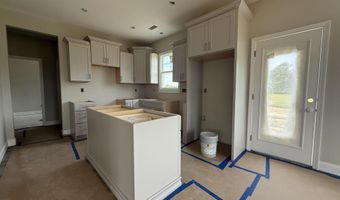 451 Delmore Rd, Autryville, NC 28318