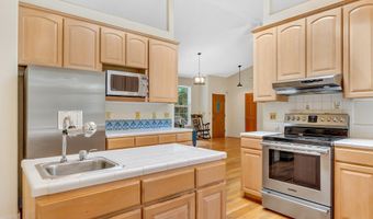 35111 HELLIGSO Ln, Astoria, OR 97103