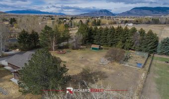 215 44th St N, Cody, WY 82414