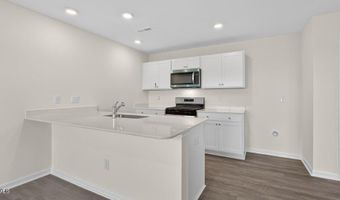 37 Bee Garden Ct, Angier, NC 27501