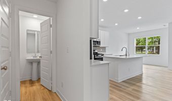 7265 Governors Row, Avon, IN 46123