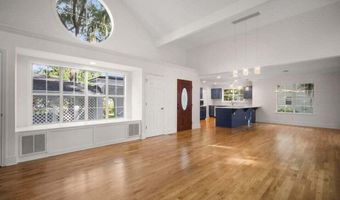 209 Cottage Farm Dr, Beaufort, SC 29902