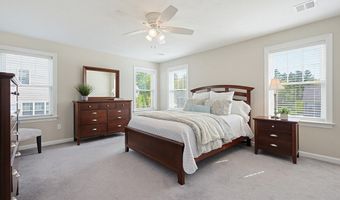 142 Bellwood Cir 142, Bellingham, MA 02019