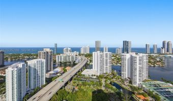 3500 Mystic Pointe Dr PH5, Aventura, FL 33180
