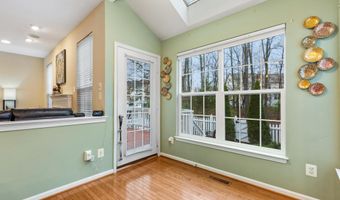 43237 BALTUSROL Ter, Ashburn, VA 20147