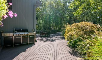 2113 First Ave, Allenwood, NJ 08720