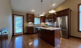 1130 Indian Hills Rd, Brookings, SD 57006