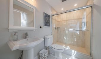 199 11th St, Avalon, NJ 08202