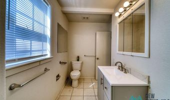 1403 A W Fox St, Carlsbad, NM 88220