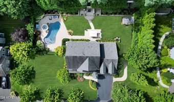 4 Del Ray Ct, Middletown, NJ 07748