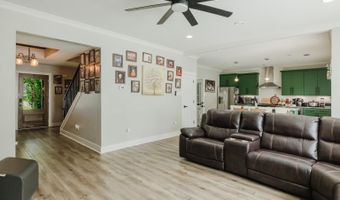 600 Hiram Dr, Bauxite, AR 72011