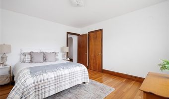 177 Midwood St, Cranston, RI 02910
