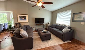 721 S Westview Cir, Andover, KS 67002