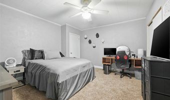 110 S 13th St, Airville, PA 15203