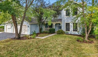 1820 Crofton Dr, Algonquin, IL 60102