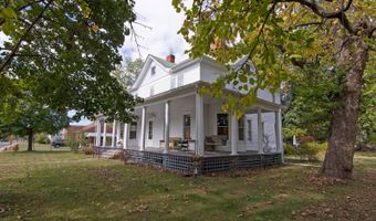 192 Clay St, Alderson, WV 24910