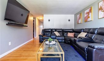 111 Belgium St, Cranston, RI 02920