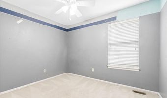 208 Kylewood Ct, Ballwin, MO 63021