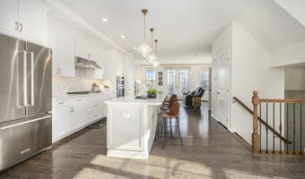2822 Purley Ave, Ann Arbor, MI 48105