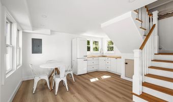 804 Mohegan Trl, Block Island, RI 02807