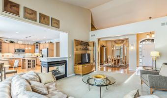 5401 Pinnacle Ct, Ann Arbor, MI 48108