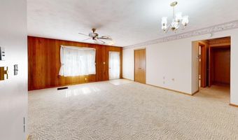 820 S 1st St, Albion, NE 68620