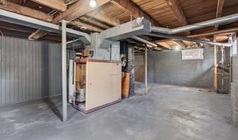 26 Vernon St, Auburn, ME 04210
