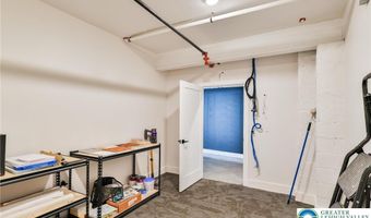 207 N Front St Office, Allentown, PA 18102