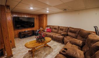 16011 Elbrook St NE, Alliance, OH 44601