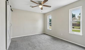 8209 NW 28th St, Bethany, OK 73008