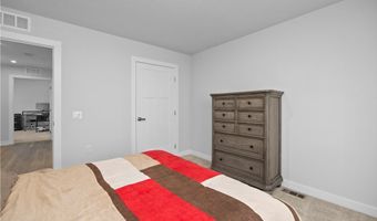 122 Eagle Cir, Amherst, OH 44001