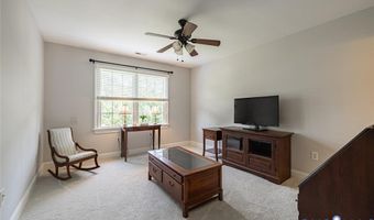 14469 Riverside Dr, Ashland, VA 23005