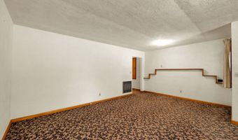 1331 G St, Springfield, OR 97477
