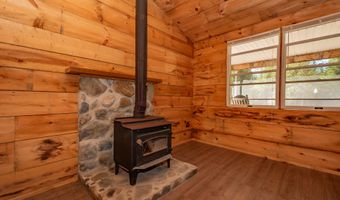 40-1 Bates Rd, Abbot, ME 04406