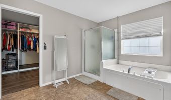 1124 Ashlyn Ln, Antioch, IL 60002