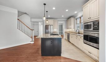 8047 FAIRFAX Rd, Alexandria, VA 22308