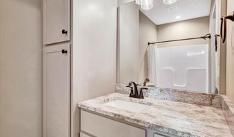 415 S Piper Ave, Ash Grove, MO 65604