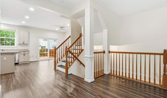 43686 PHELPS Ter, Ashburn, VA 20147