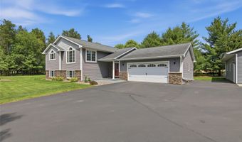 1301 Sandy Ridge Ln, Altoona, WI 54720