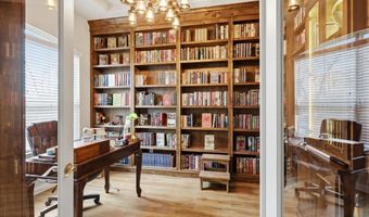 209 Mineral Point Dr, Aledo, TX 76008