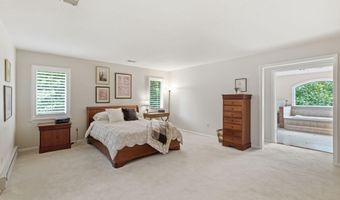 8004 SPLIT OAK Dr, Bethesda, MD 20817