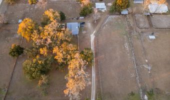 1720 SW 22nd Pl, Bell, FL 32619