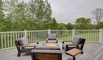105 Brook Dr, Burlington, VT 05408
