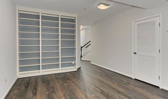 5120 GRIMM Dr, Alexandria, VA 22304