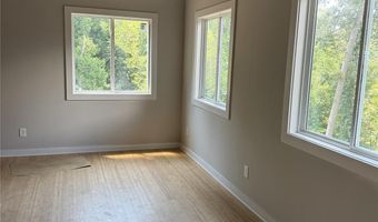 1 Freeport Ln, Asheville, NC 28806